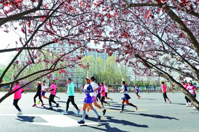 户外运动描绘健康生活新图景m6米乐平台(图3)